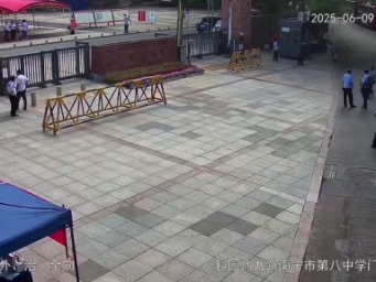 及时处理21起赶考求助 南宁交警暖心护航